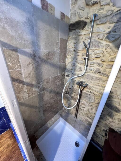 La Maison De Blanche Neige Assignan المظهر الخارجي الصورة